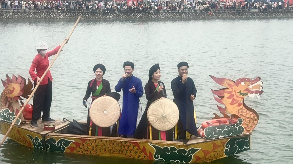 Hội Lim - Âm vang Quan họ trong không gian văn hóa Kinh Bắc